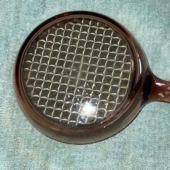 Corning Ware Vision Ware 7” Waffle Bottom Frying Pan Skillet Amber Glass FRANCE - Picture 2 of 7